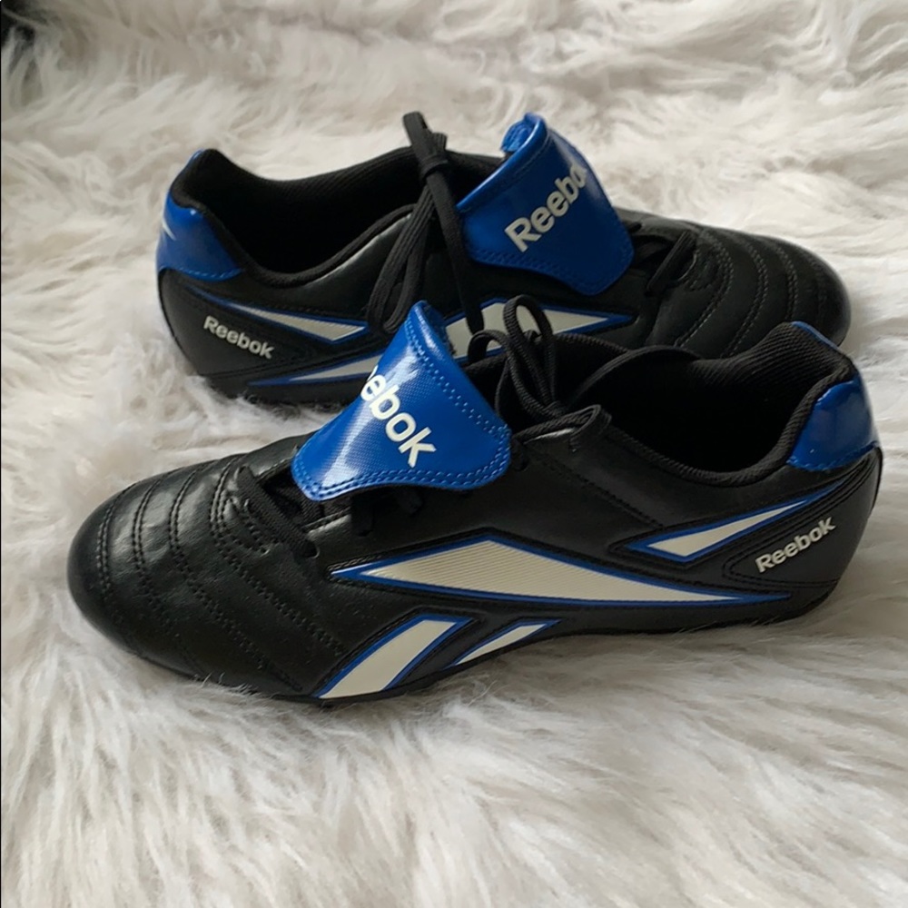 🖤💙 REEBOK Football/ Soccer Cleats